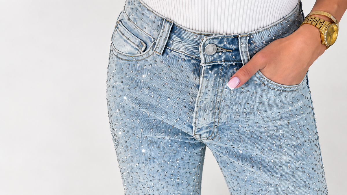 Women’s Sparkle High-Waisted Straight-Leg Jeans