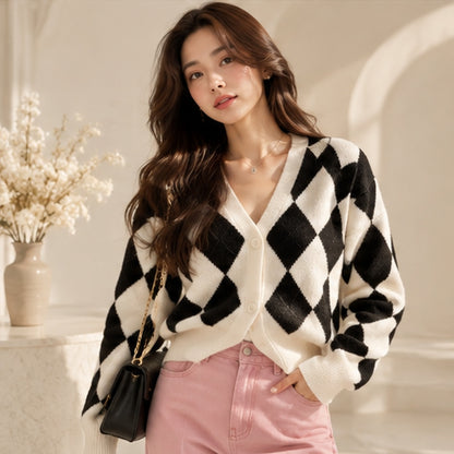 Retro Diamond V-neck Knitted Cardigan